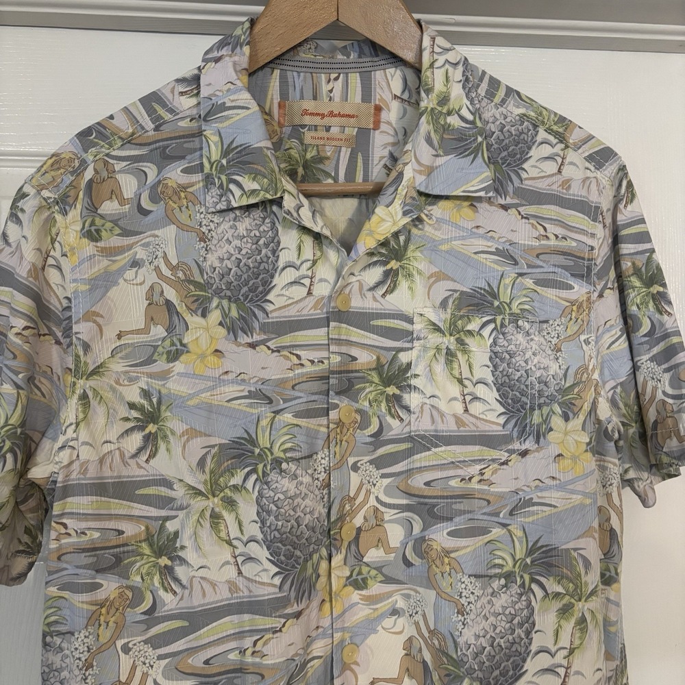 Tommy Bahama Mens L Silk Hawaiian Shirt Modern Fit Palm Island Hula Girls Beach